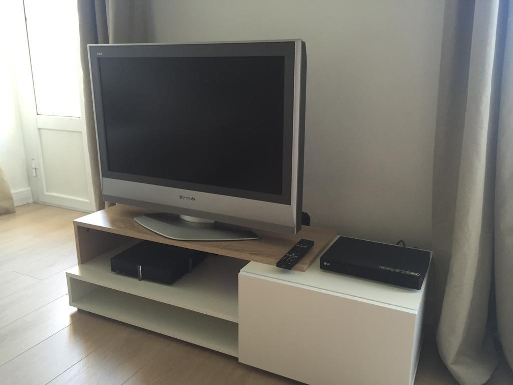 2 Bedrooms Appartement In Central Location On The Famous Place Massena Nice Bagian luar foto