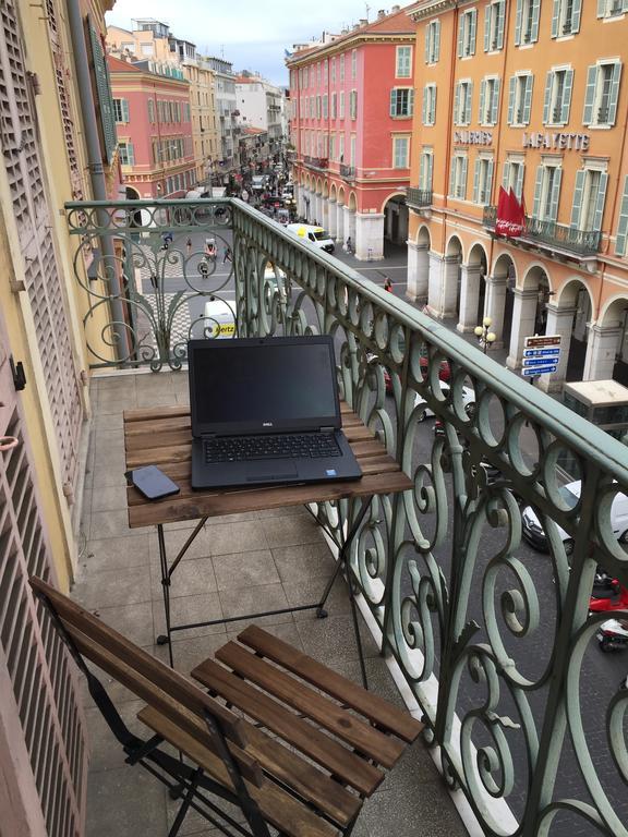 2 Bedrooms Appartement In Central Location On The Famous Place Massena Nice Bagian luar foto