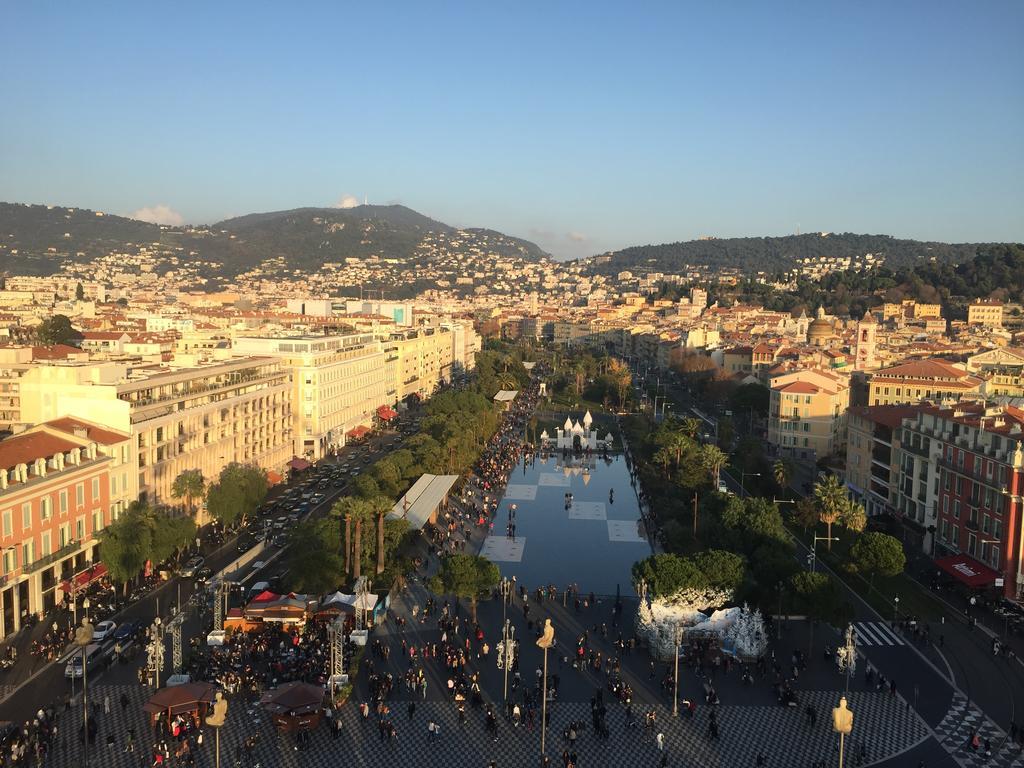 2 Bedrooms Appartement In Central Location On The Famous Place Massena Nice Bagian luar foto